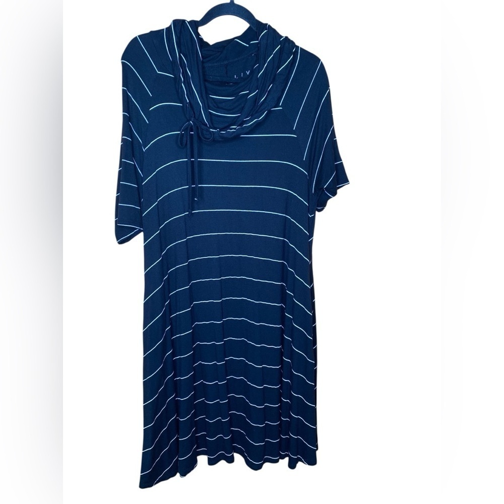 Lane Bryant Livi Black & White Striped Short Sleeve Dress, Cowl Neck, Size 14/16